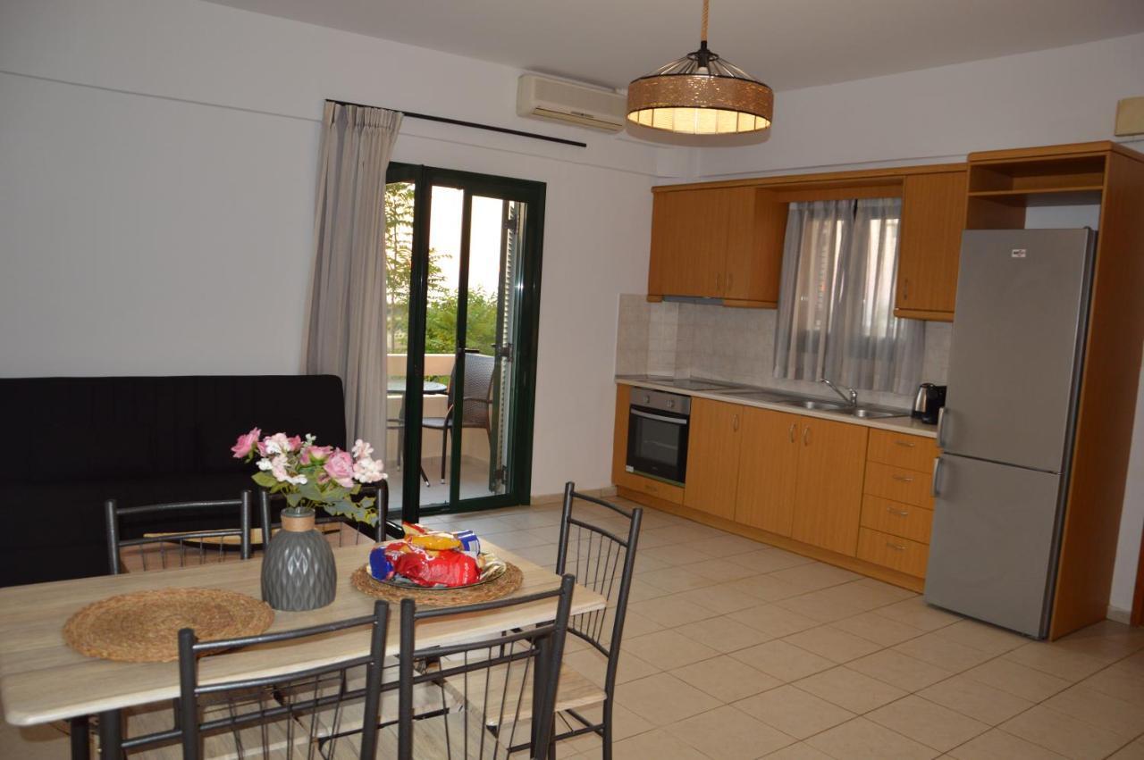 Sea Melody Apartments Stavromenos エクステリア 写真
